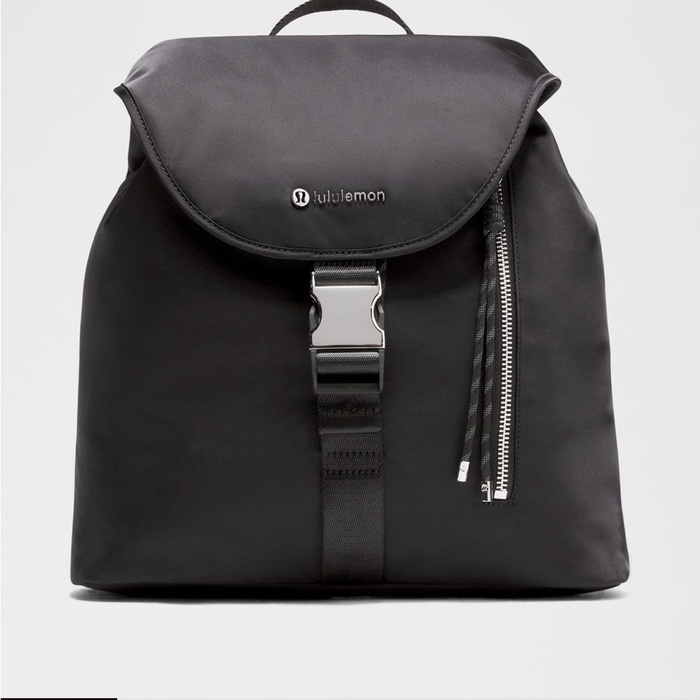 lululemon Drawstring Bucket Backpack 10L black $118